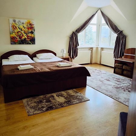 Hotel Delfin 무카체베 외부 사진